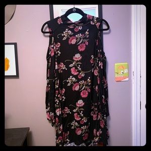 Open shoulder summery dress